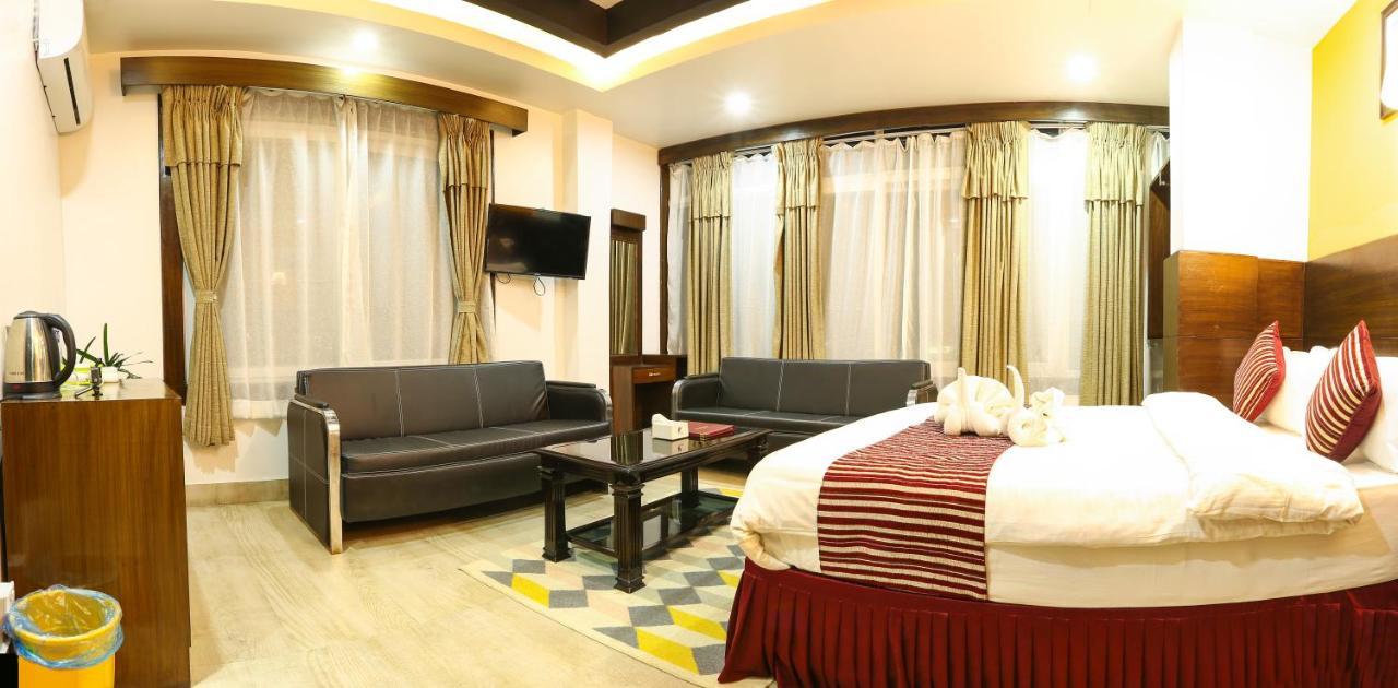 Hotel Lakeside Pvt. Ltd. Pokhara Kültér fotó