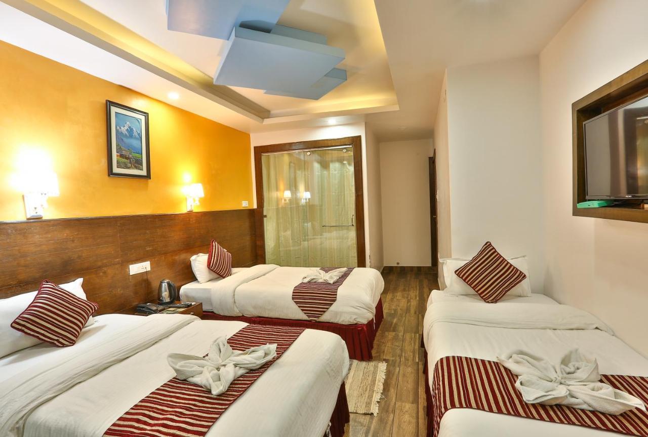 Hotel Lakeside Pvt. Ltd. Pokhara Kültér fotó