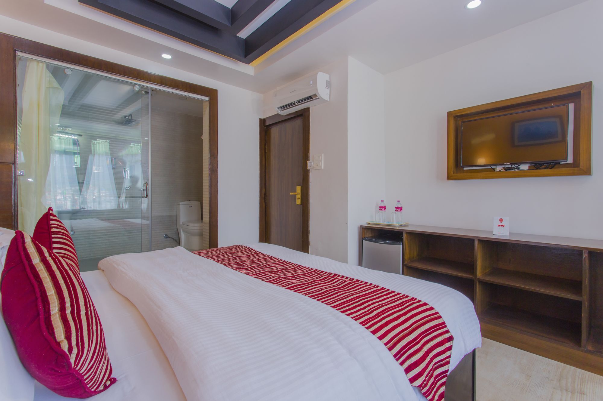 Hotel Lakeside Pvt. Ltd. Pokhara Kültér fotó